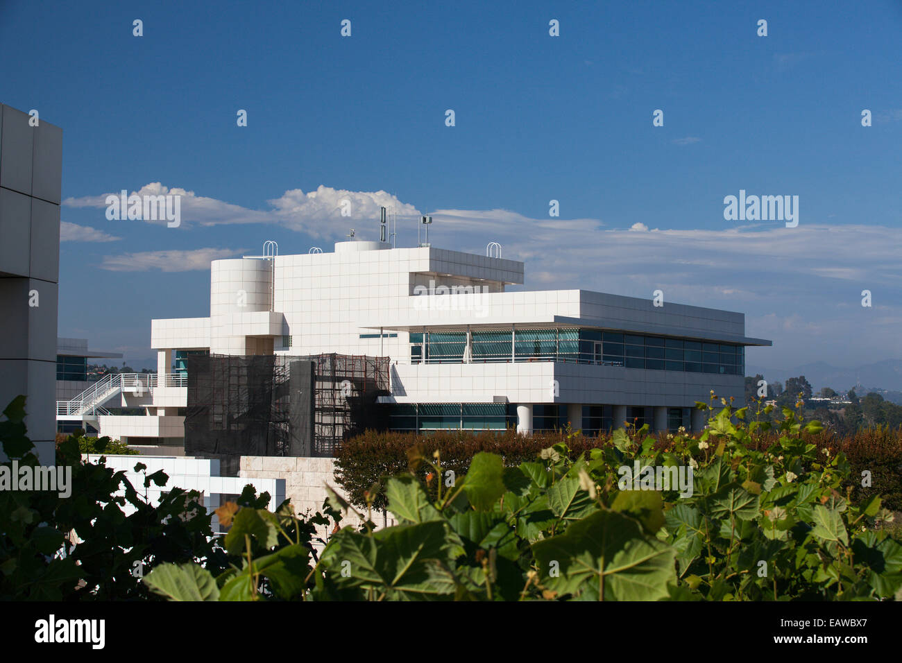Los Angeles, Stati Uniti d'America - Luglio 2,2011:il Getty Center di Los Angeles.Il Getty Center attira più di 1.3 milioni di visitatori annuall Foto Stock