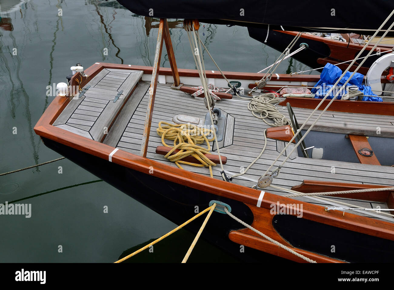 Yseult : fresa pilota, il timone della barca, home port : Cowes (UK) e St Malo (Brittany, Francia). Foto Stock