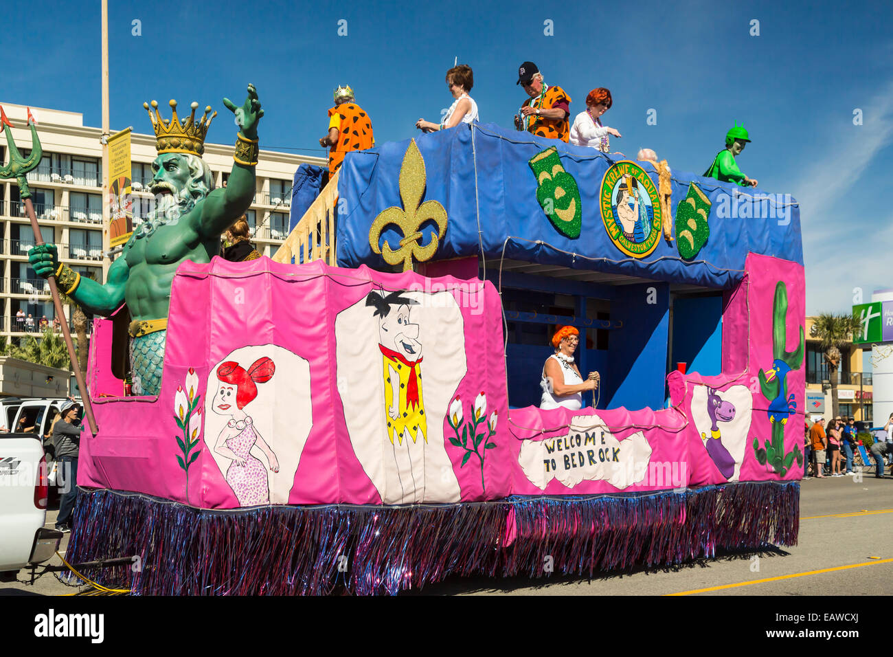 Mardi Gras festaioli sulla Sfilata carri allegorici in Galveston, Texas, Stati Uniti d'America. Foto Stock