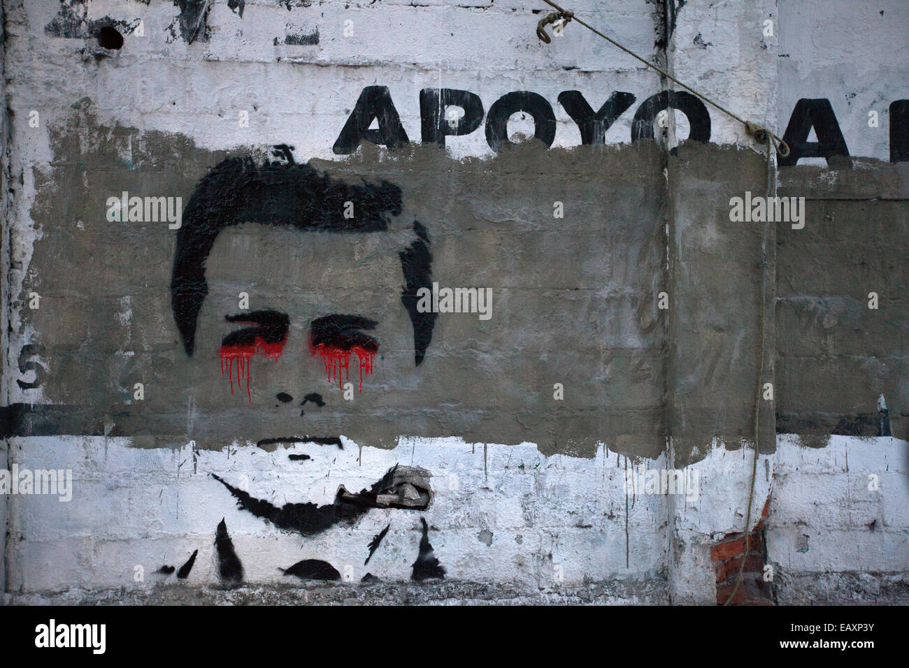 Graffiti del Messico della Presidente Enrique Peña Nieto con lacrime di sangue per le strade di Città del Messico. Foto Stock