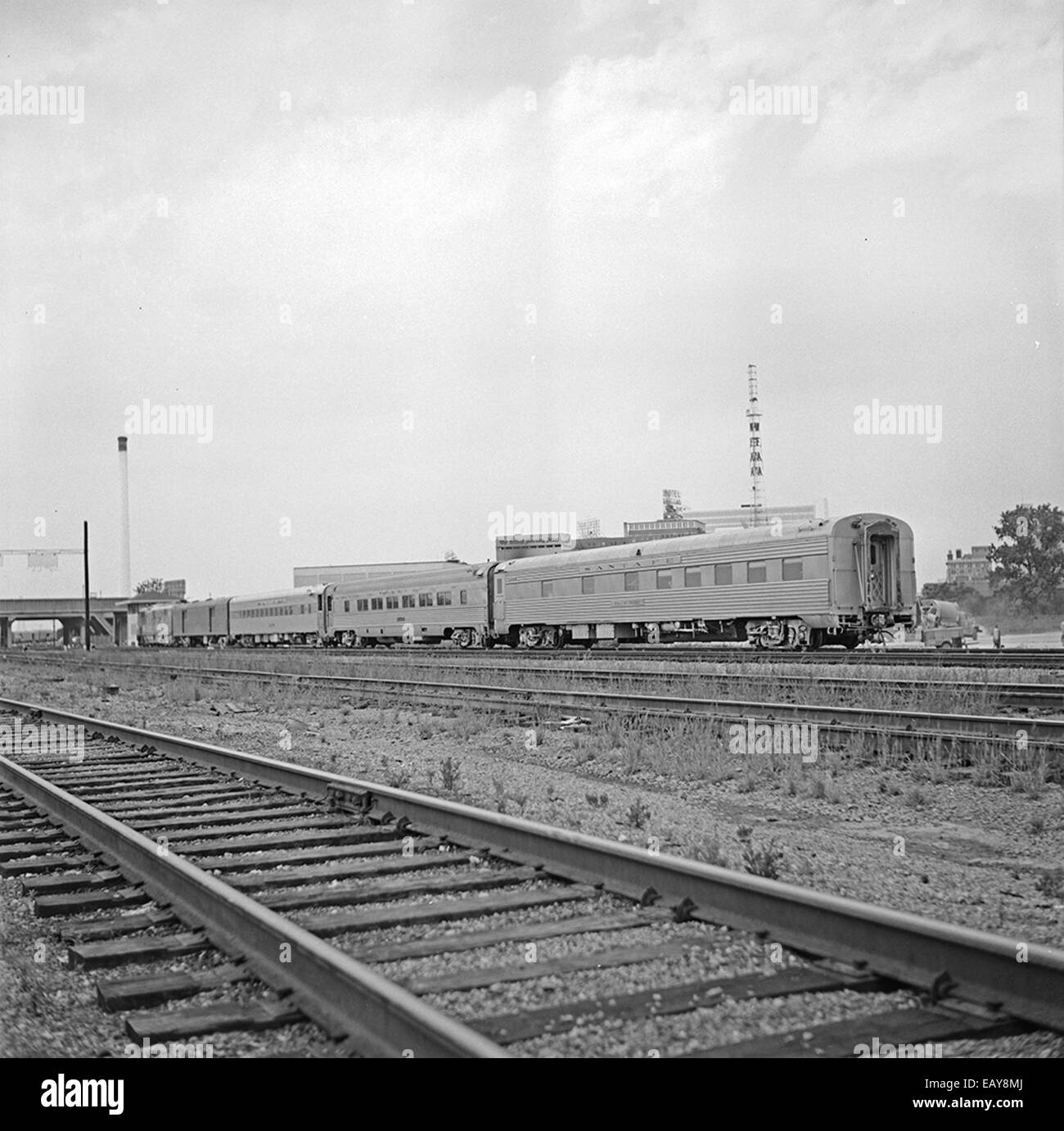 [Atchison, Topeka & Santa Fe, Diesel elettrico locomotiva passeggeri n. 11, posteriore sinistra] [Atchison, Topeka & Santa Fe, Diesel elettrico locomotiva passeggeri n. 11, posteriore sinistra] Foto Stock