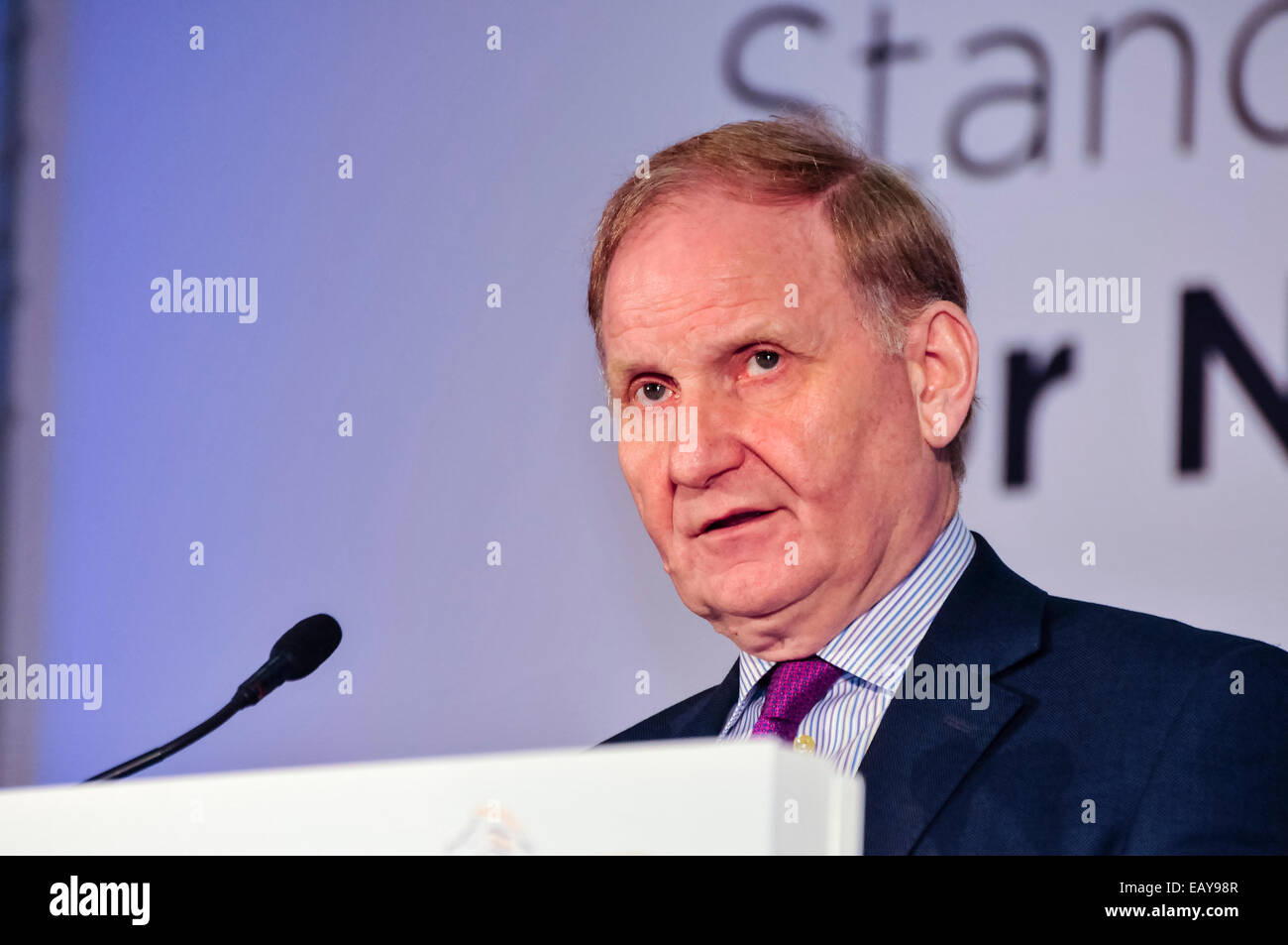 Belfast, Irlanda del Nord. 22 Nov 2014. - Signore domani apre la DUP conferenza 2014 Credit: stephen Barnes/Alamy Live News Foto Stock