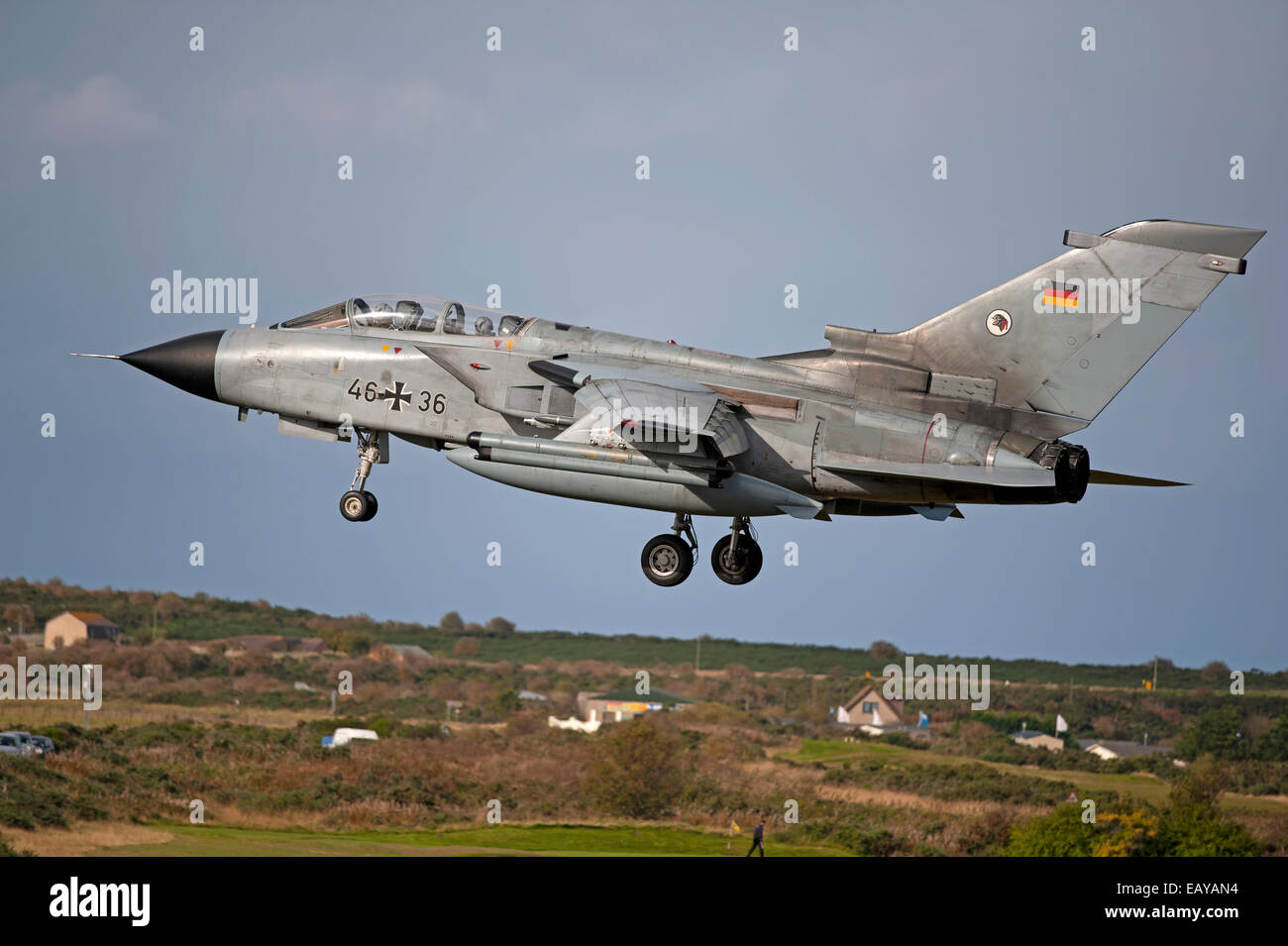 Luftwaffe tedesca Air Force Panavia Tornado ECR 46+36 a RAF Lossiemouth, Morayshire. La Scozia. Foto Stock