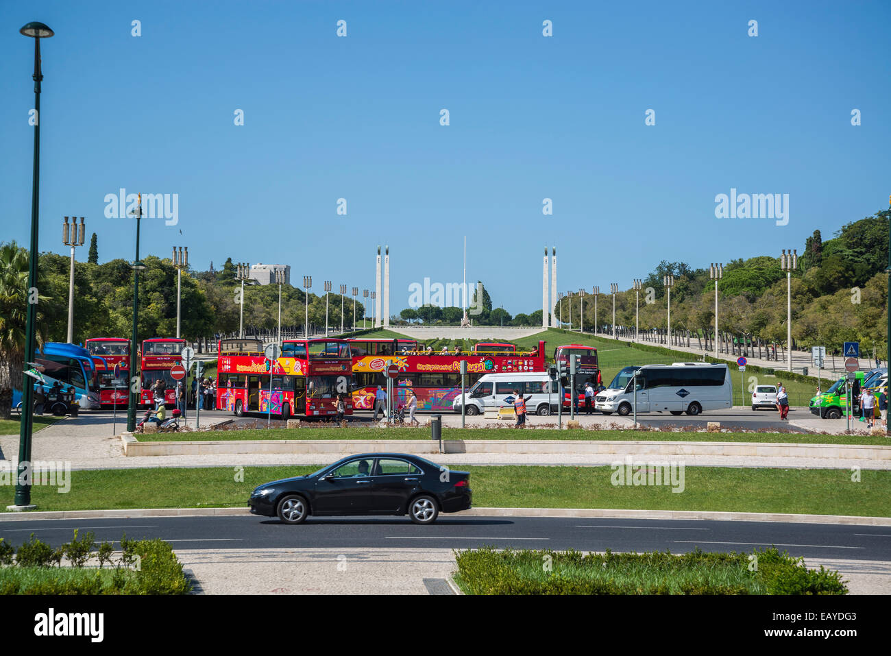 Il marchese di Pombal, degli autobus turistici, Lisbona, Portogallo Foto Stock