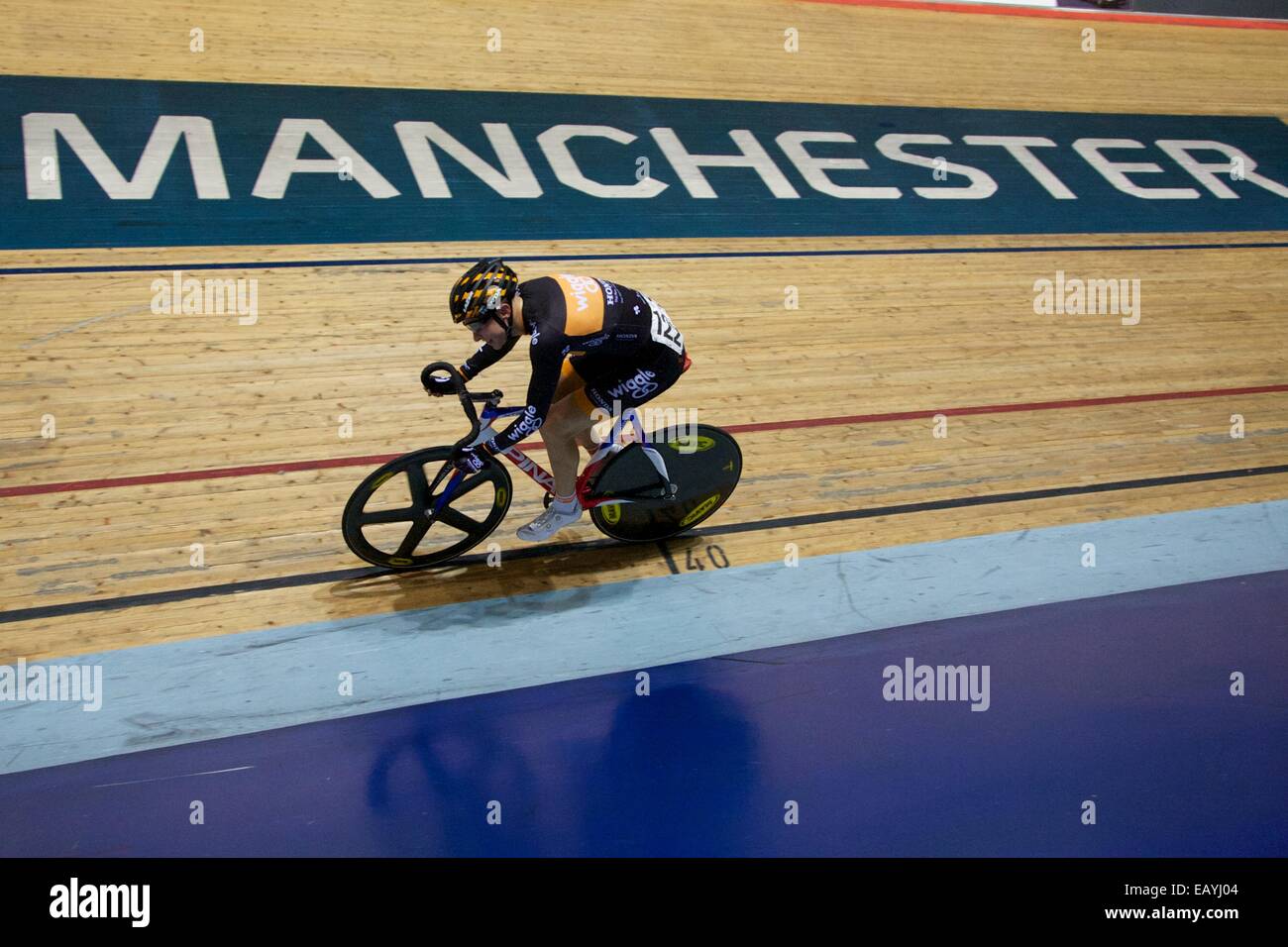 Manchester, Regno Unito. 22 Novembre, 2014. Serie di giri in bicicletta. Wiggle-Honda rider Jo Rowsell. Credito: Azione Sport Plus/Alamy Live News Foto Stock