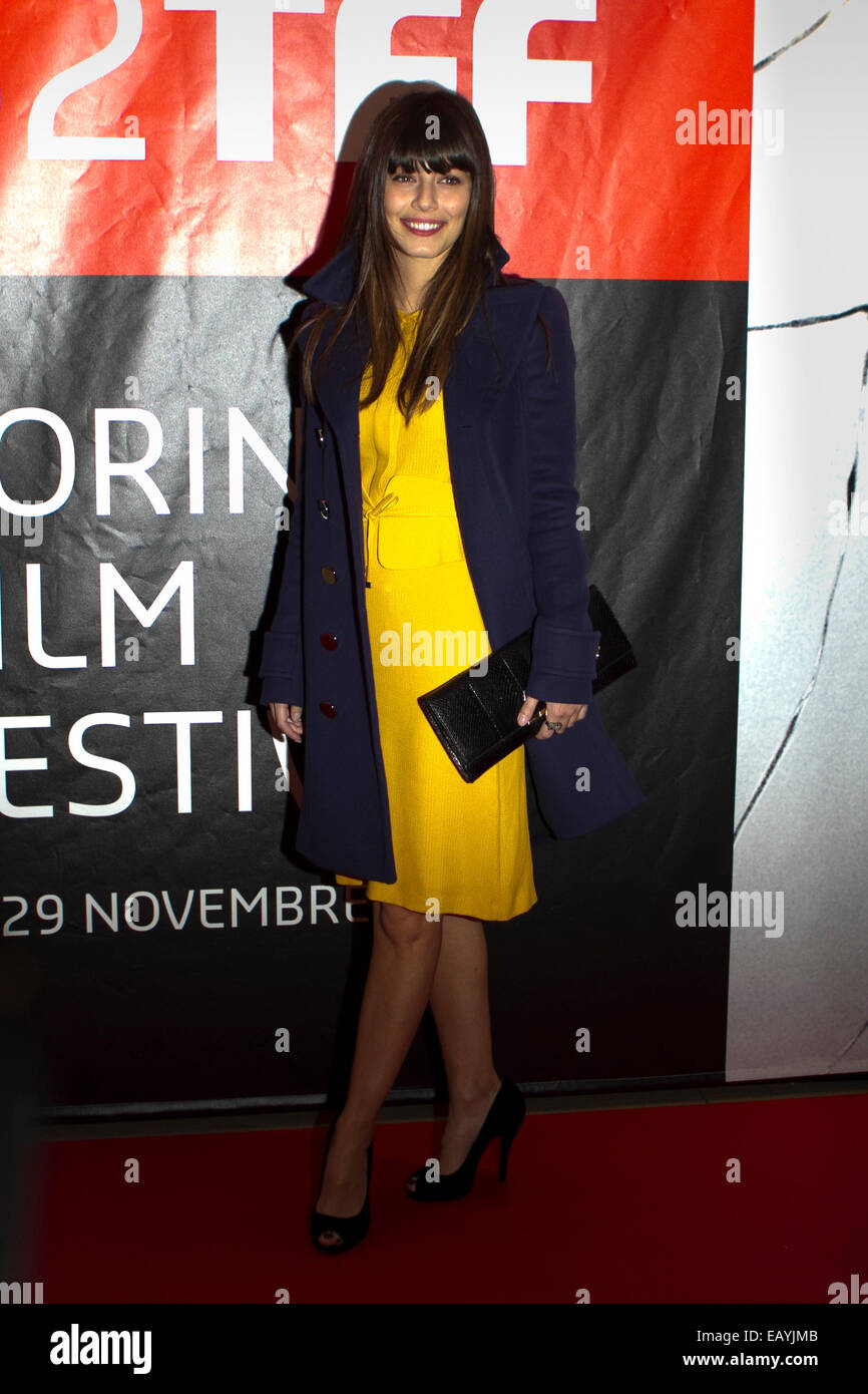Torino, Italia. Il 21 novembre 2014. Attrice italiana Alessandra Mastronardi arriva alla serata di apertura della XXXII Torino Film Festival. Foto Stock