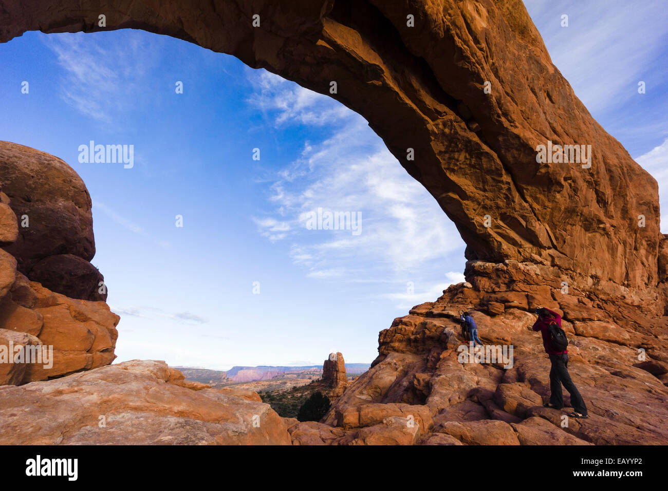 Finestra del nord Arch. Parco Nazionale di Arches, Moab, Utah, Stati Uniti d'America. Foto Stock