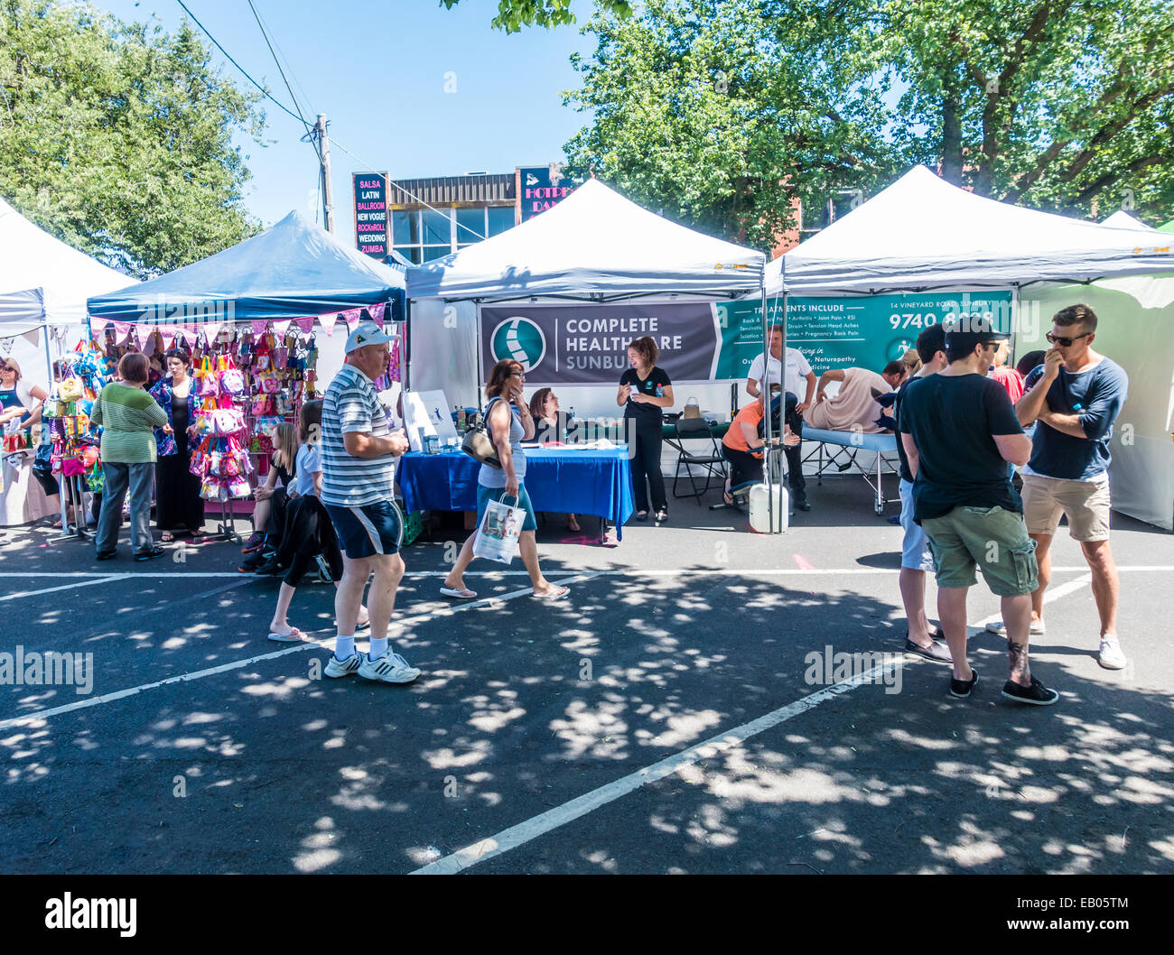 Strada del mercato di Sunbury, Victoria, Australia. Foto Stock