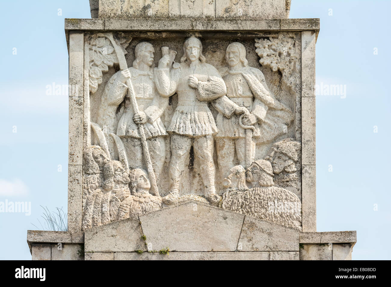 I leader della rivolta dei contadini Horea, Closca e Crisan obelisco in Carolina White fortezza costruita nel 1937. Foto Stock