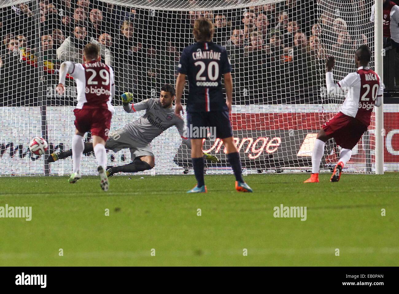 Ma Metz - Modibo MAIGA - 21.11.2014 - Metz / Paris Saint Germain - 14eme journee de Ligue 1 foto : Fred Marvaux icona / Sport Foto Stock