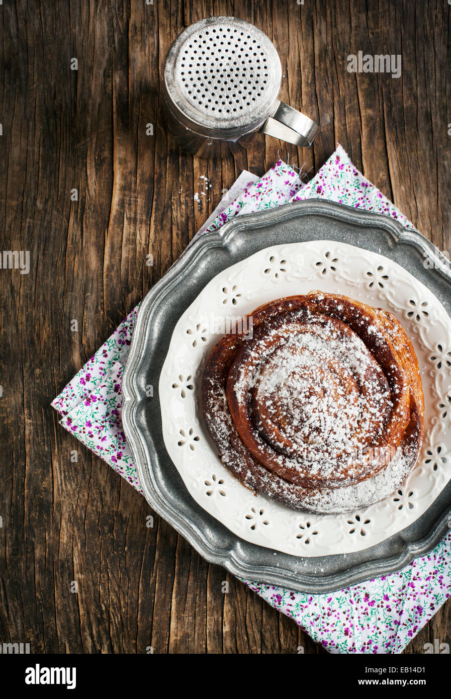 Dolci fatti in casa Cinnamon Roll (cannella Bun). Foto Stock