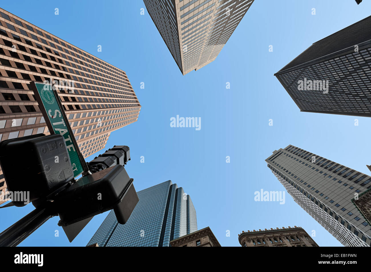 Grattacieli in corrispondenza della giunzione di State Street e Congress Street a Boston, Massachusetts Foto Stock
