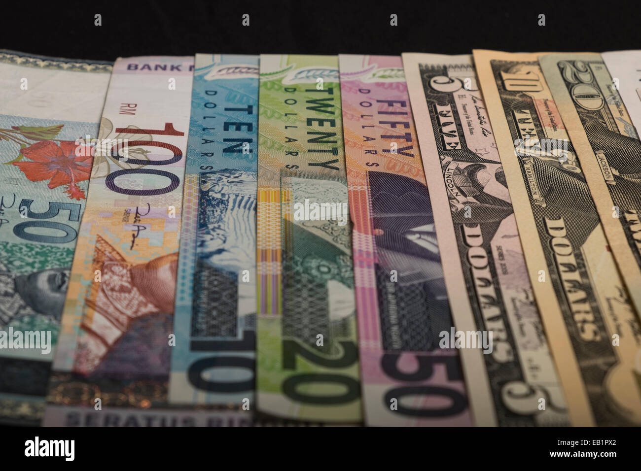 Moneta note, dollaro US, dollaro neozelandese, Ringitts Malesi, Sterline Inglesi, Euro Foto Stock
