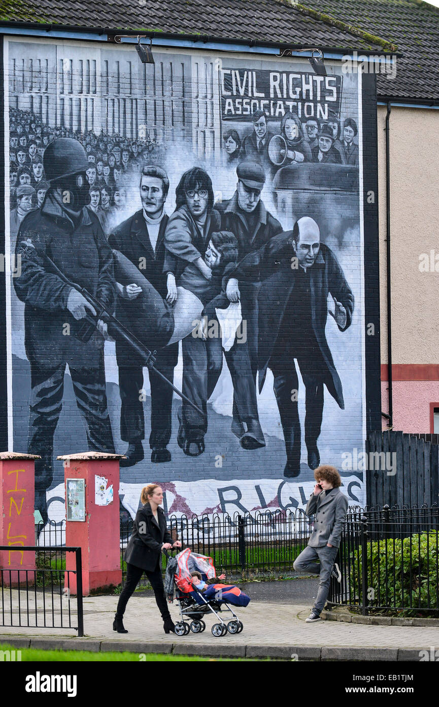 Bloody Sunday murale, Bogside, Derry, Londonderry, Irlanda del Nord. Foto: George Sweeney/Alamy Foto Stock
