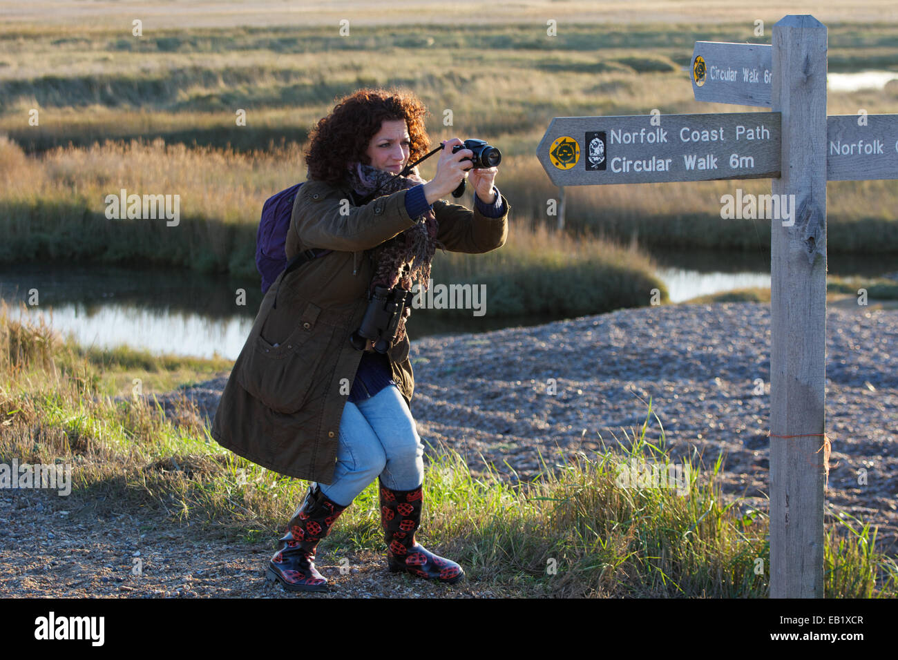 Cattura turistiche ubicazione colpo di Norfolk Coast Path Foto Stock
