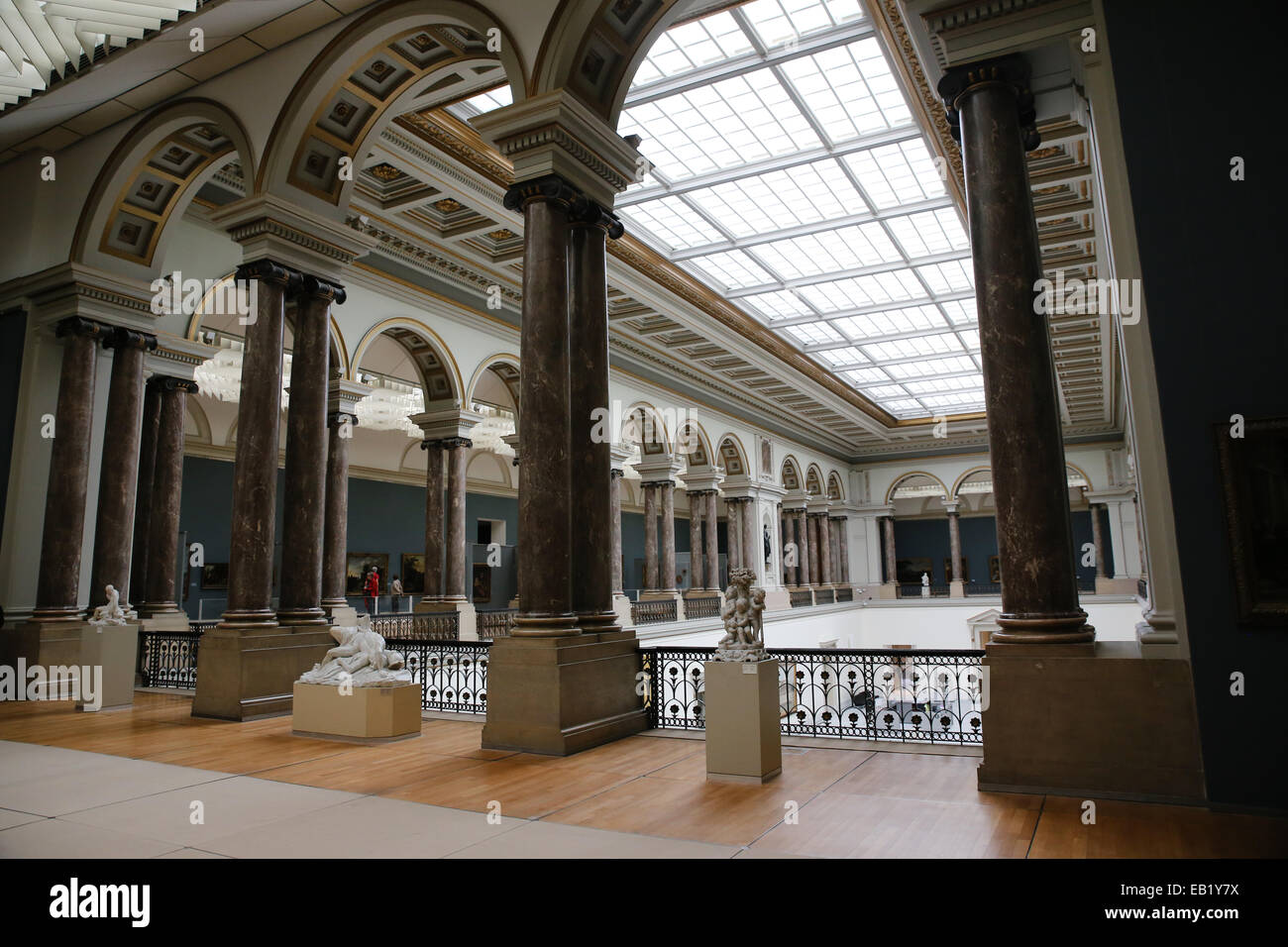 All'interno del museo delle belle arti di design di Bruxelles architetto belga Alphonse Balat Foto Stock