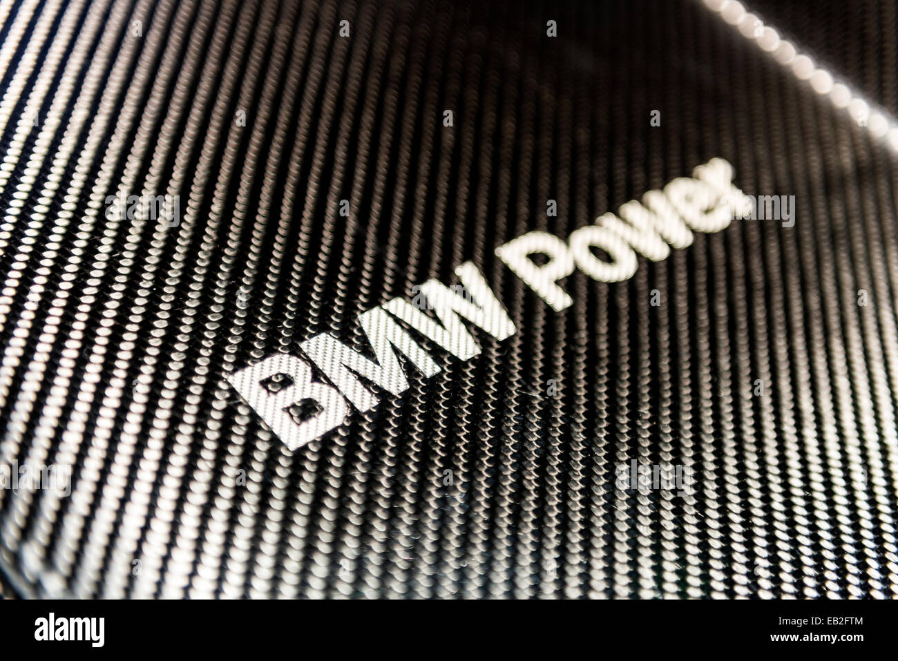 BMW - M-carbonio di alimentazione coperchio valvola con la scrittura Foto Stock