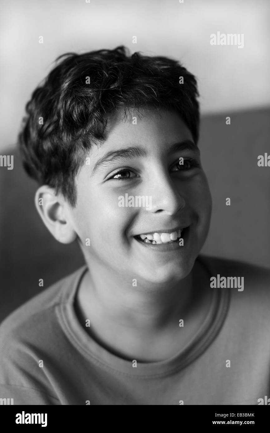 Ritratto di un ragazzo sorridente Foto Stock