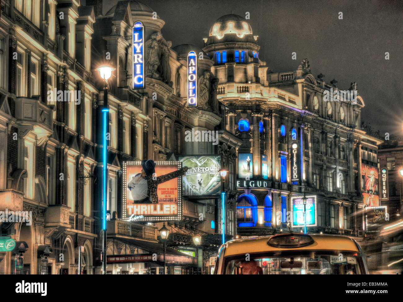 I teatri del West End di Londra di notte Foto Stock