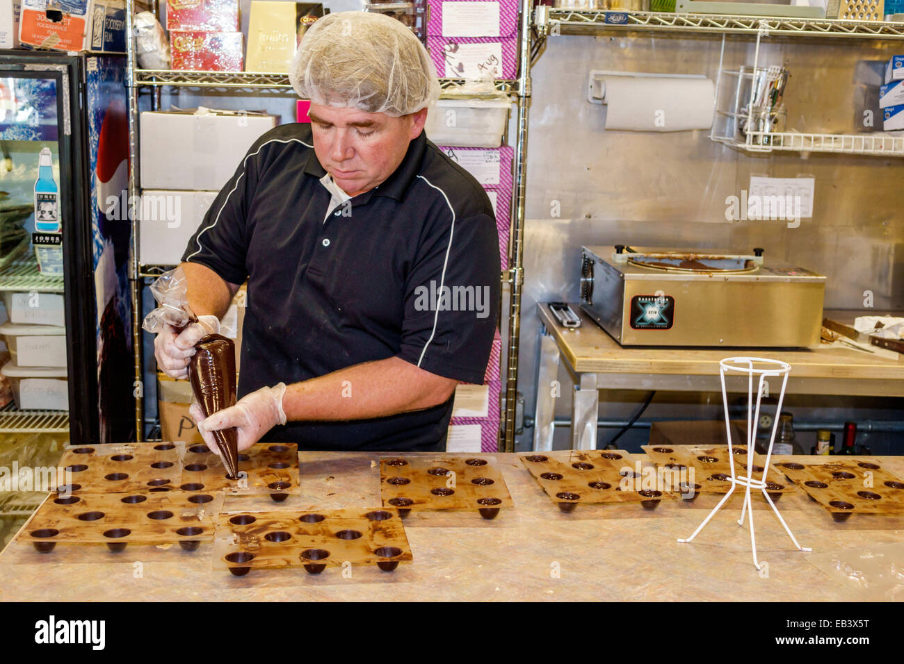 Deland Florida, centro storico, Woodland Boulevard, Pat & and toni's Chocolate and Sweet Things, ispanico latino latino latino latino immigranti immigrati Mino Foto Stock