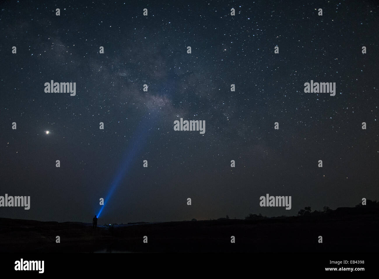 Via Lattea con le stelle e la polvere di spazio nell'universo Foto Stock
