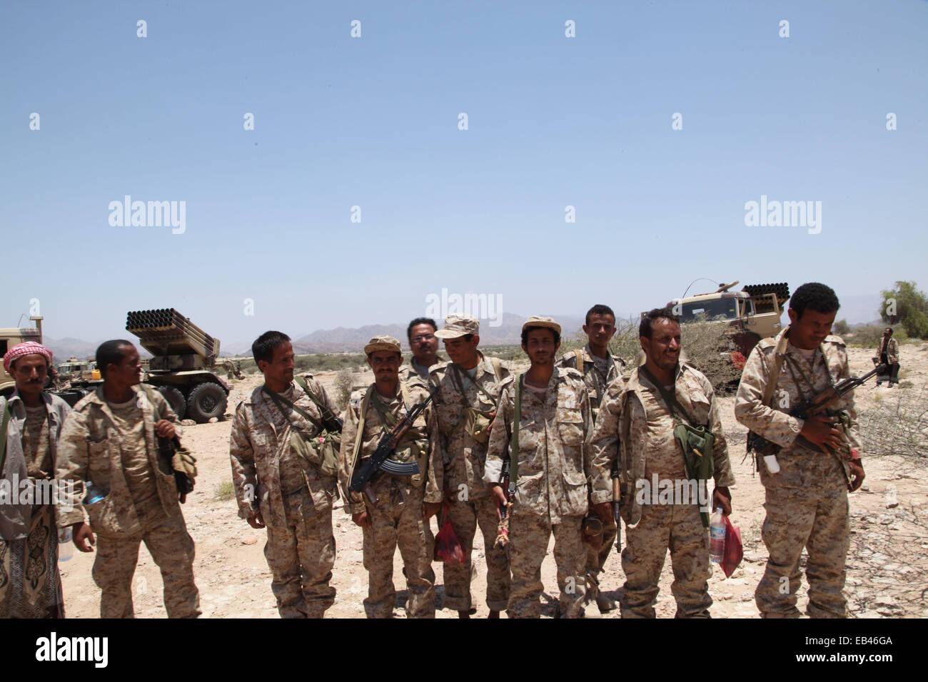 Aleppo, Siria. 9 maggio 2014. Soldati dell'esercito yemenita in prima linea nella lotta contro Al Qaeda di Aleppo. Comitato Popolare fighters lotta contro Al Qaeda. Il comitato è stabilito ed è supportato dal governo yemenita. © Medyan Dairieh/ZUMA filo/ZUMAPRESS.com/Alamy Live News Foto Stock