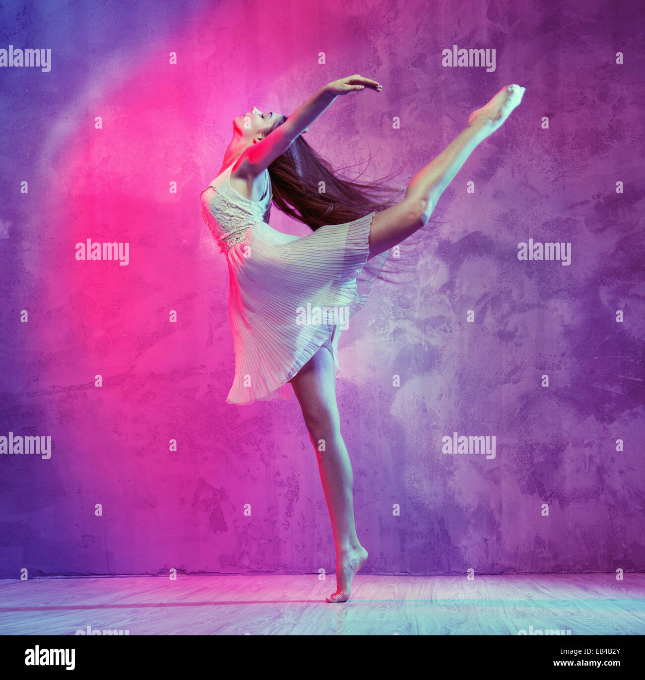 Balletto immagini e fotografie stock ad alta risoluzione - Alamy