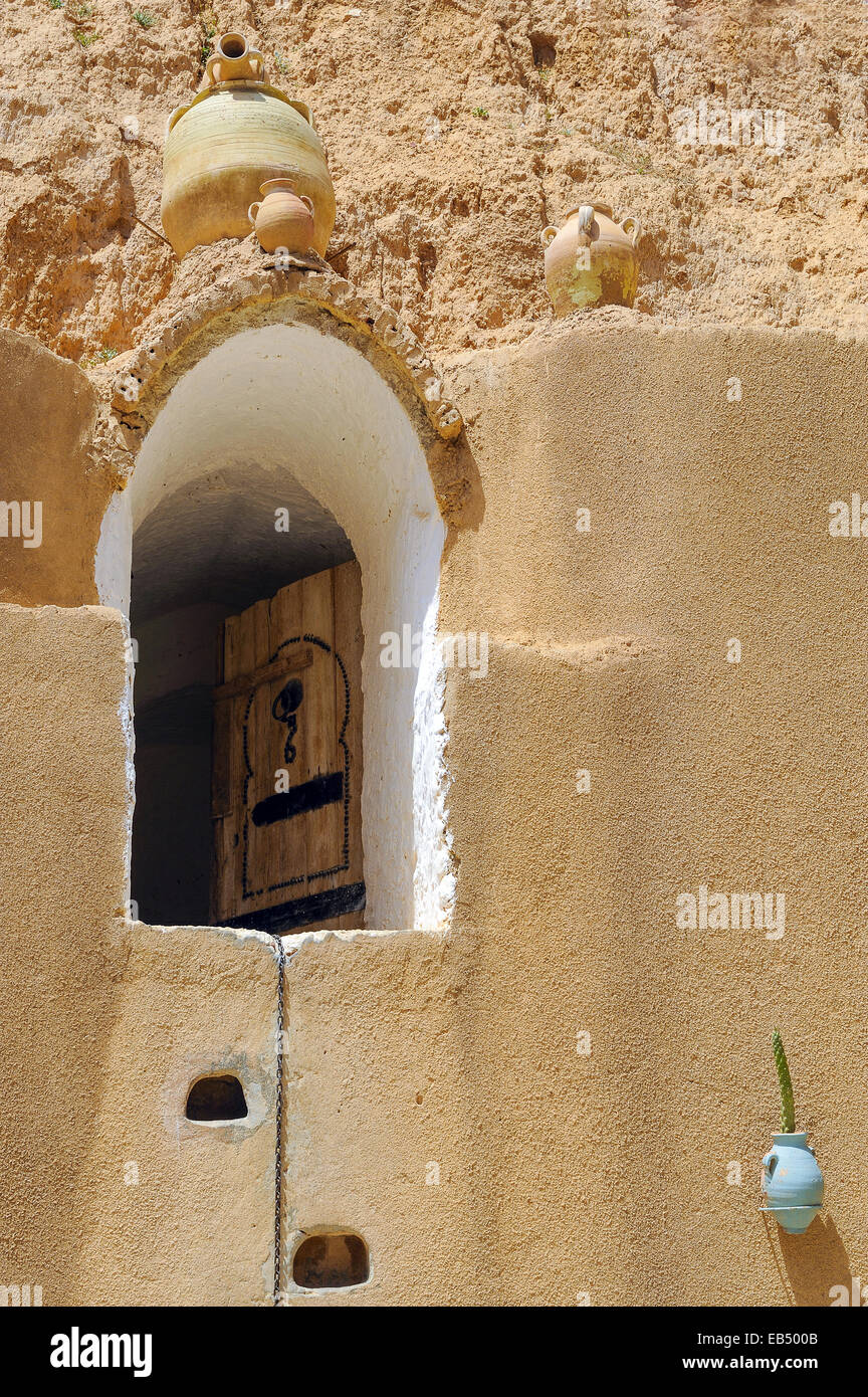 A sud della Tunisia, Matmata, antiche grotte troglodite casa Berber,dettaglio Foto Stock