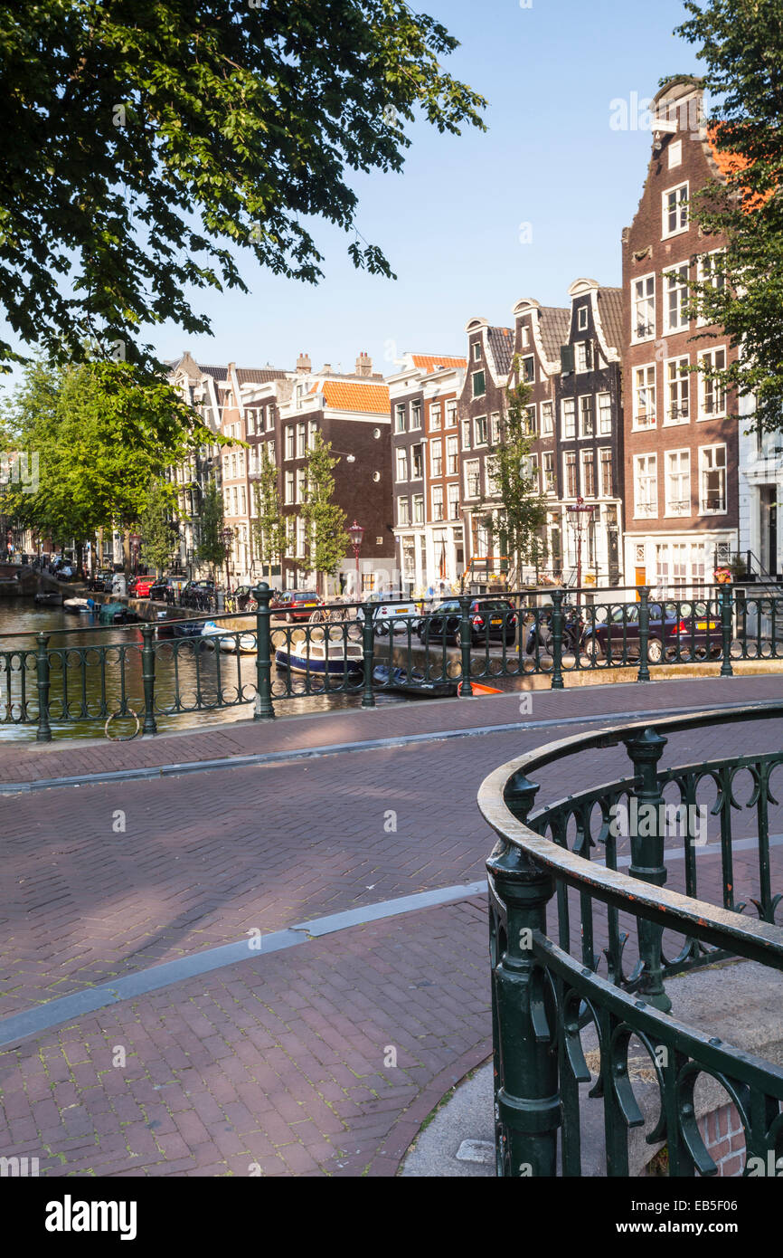 Il centro storico di Amsterdam, Paesi Bassi. L'UNESCO ha dichiarato il centro storico come Sito del Patrimonio Mondiale. Foto Stock