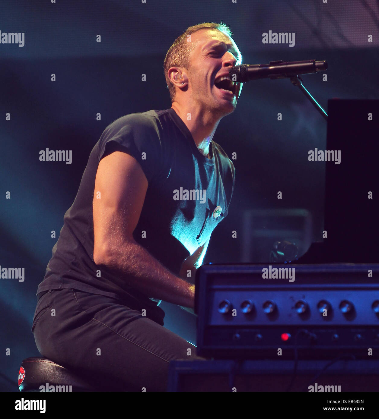 Radio 1's Big Weekend Glasgow - Prestazioni - Giorno 2 dotata di: Chris Martin,Coldplay dove: Glasgow, Regno Unito quando: 24 Maggio 2014 Foto Stock