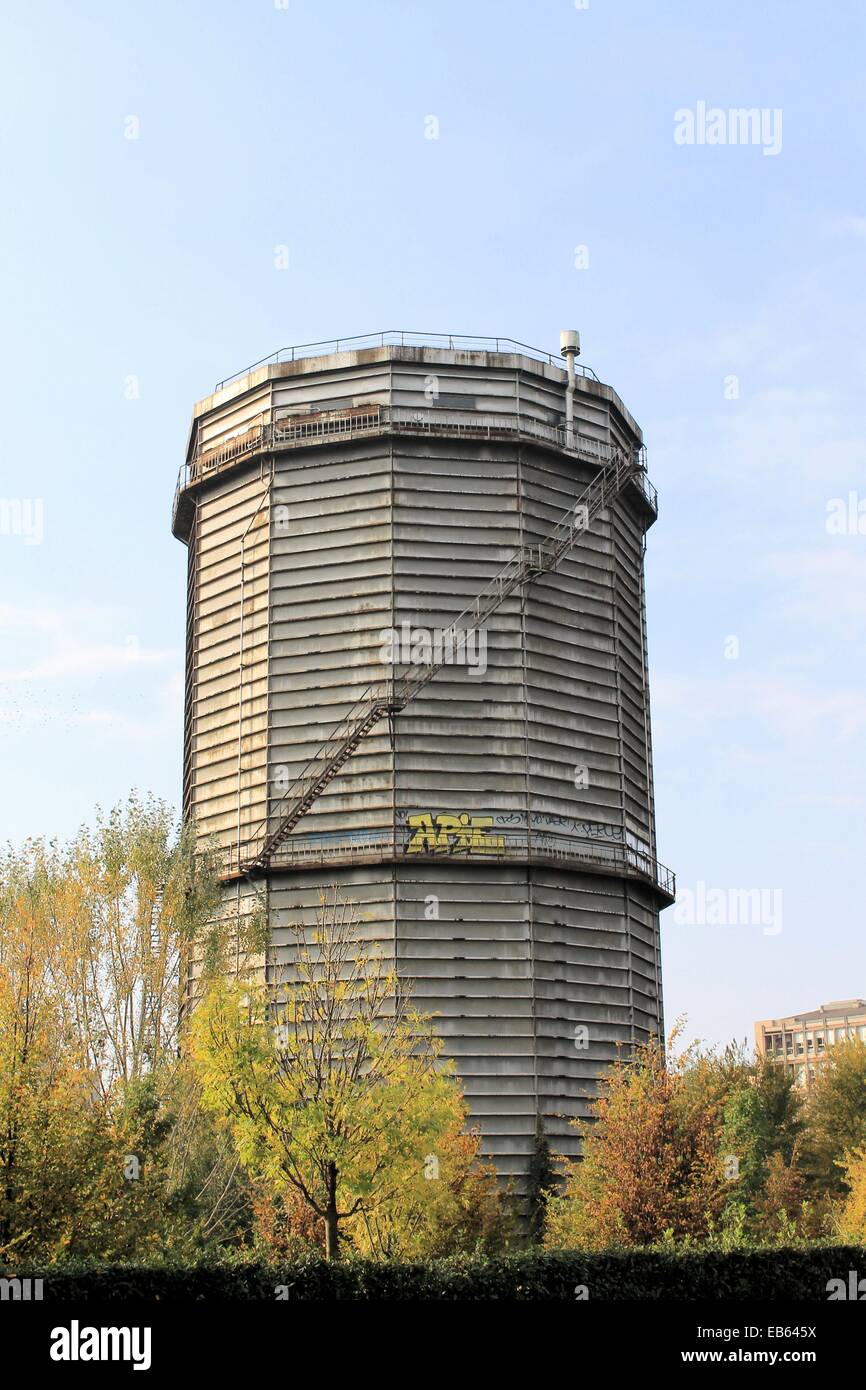 Il vecchio gasometro in italia Foto Stock