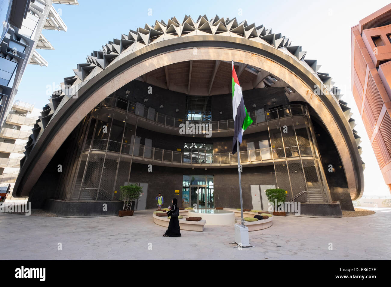 Istituto di Scienza e tecnologia a Masdar City ad Abu Dhabi Emirati Arabi Uniti Foto Stock