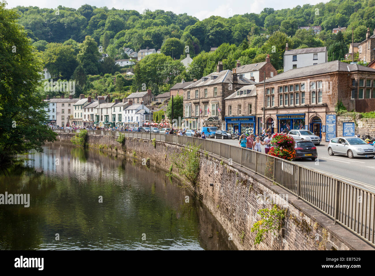 Derbyshire città di Matlock Bath sul fiume Derwent. Derbyshire, England, Regno Unito Foto Stock