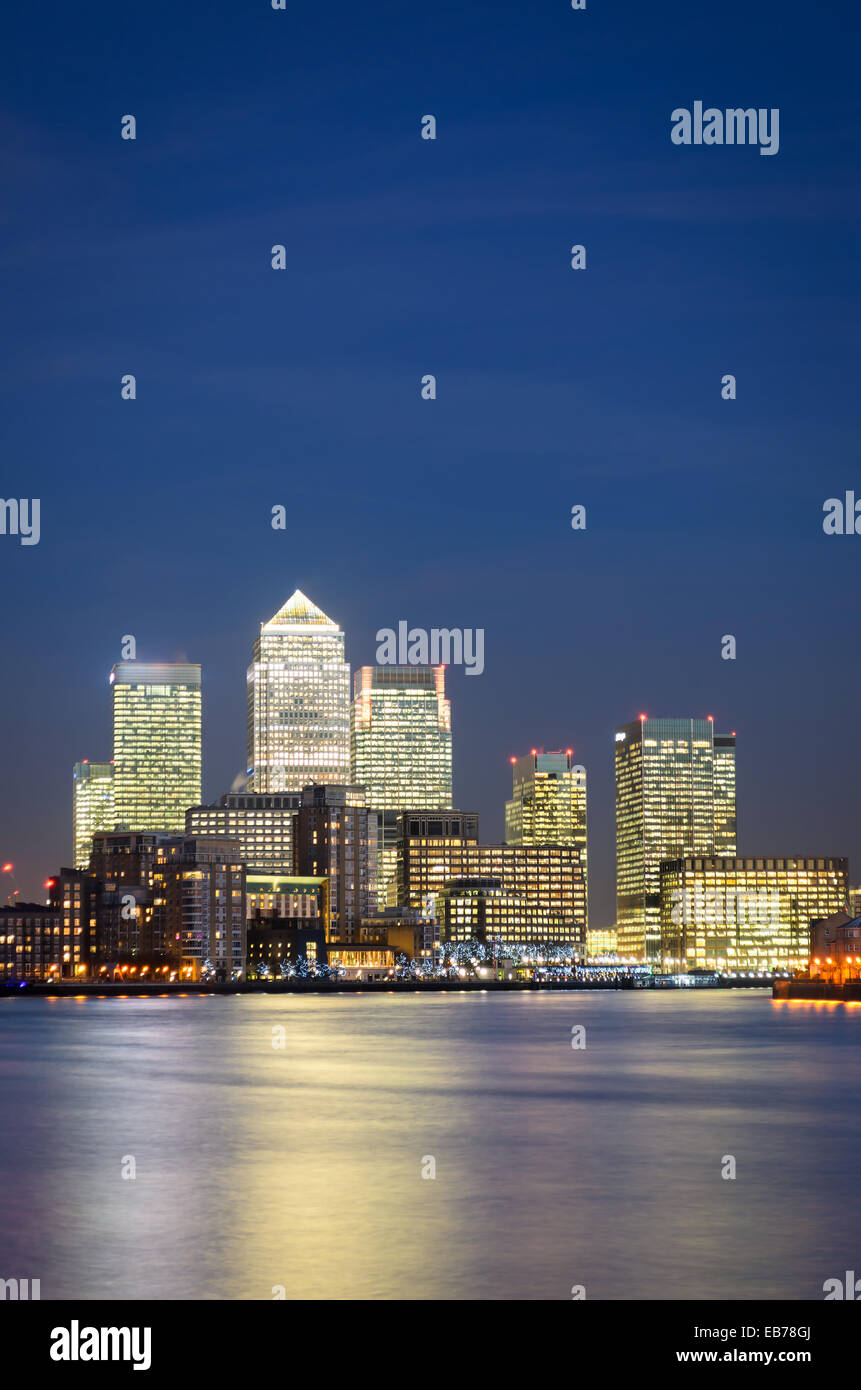 Londra, Canary Wharf (blu ora) Foto Stock