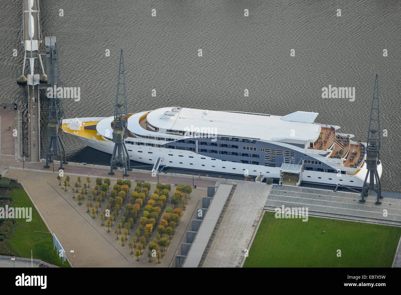 Una veduta aerea del Sunborn Yacht Hotel a Londra Foto Stock