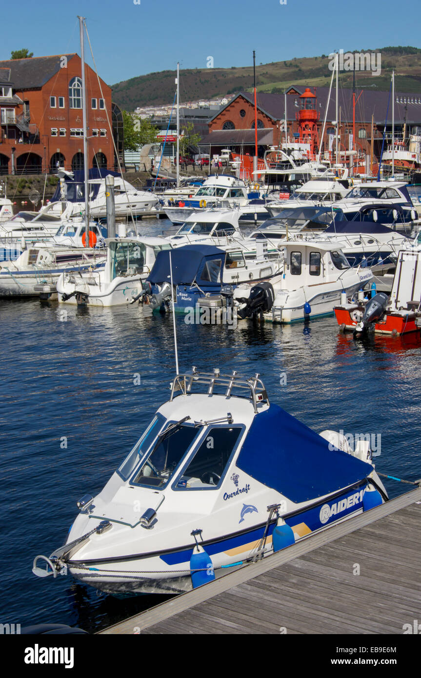 Europa, Regno Unito, Galles Swansea marina docks Foto Stock