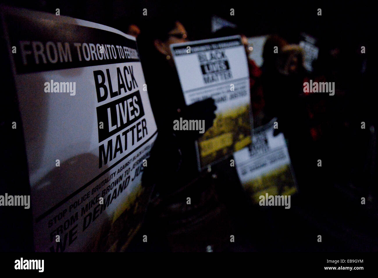 Toronto nera della Comunità interviene in solidarietà con i manifestanti Ferguson a Toronto in Canada. Foto Stock