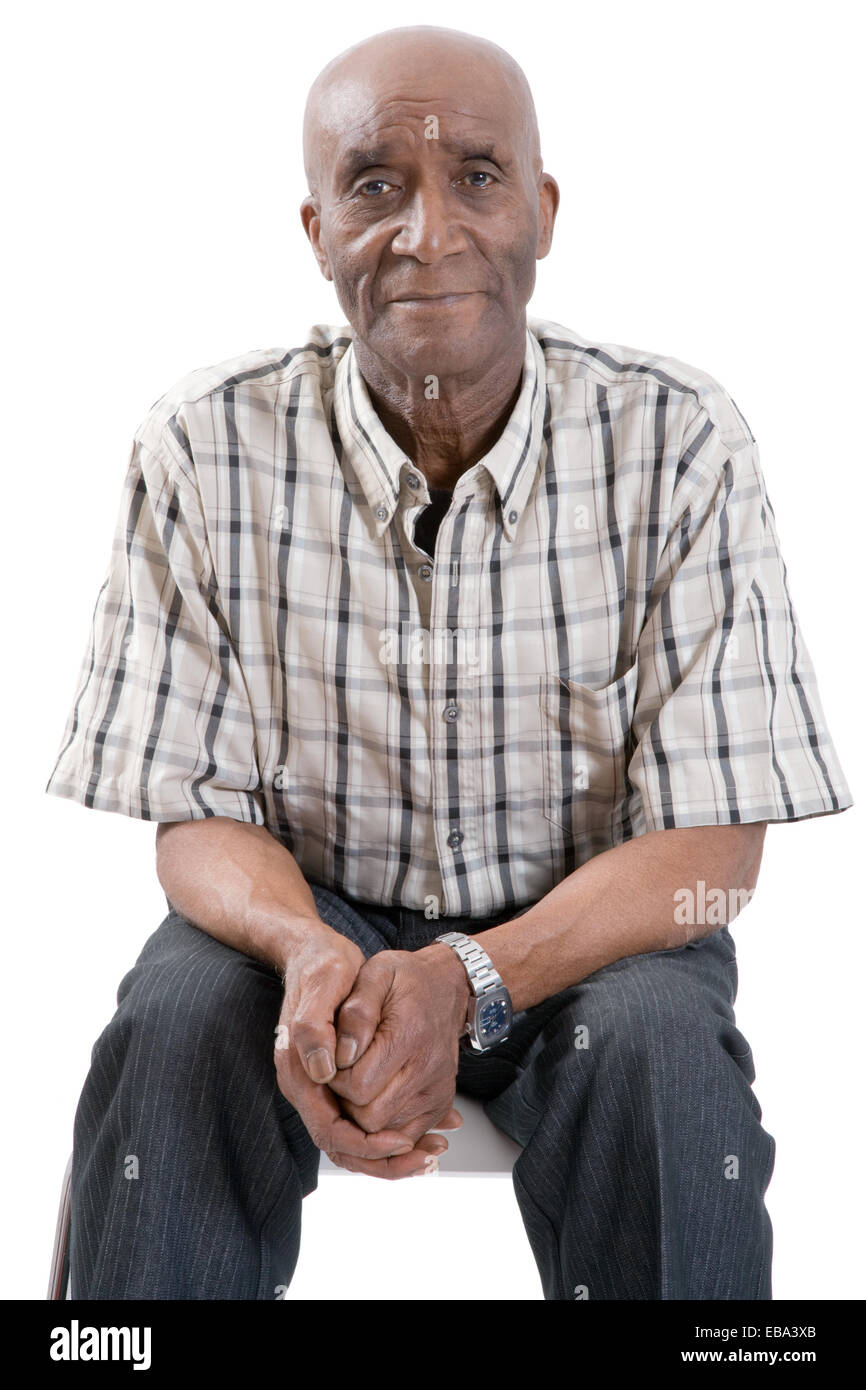 Ritratto di un vecchio uomo seduto su una sedia, Foto Stock