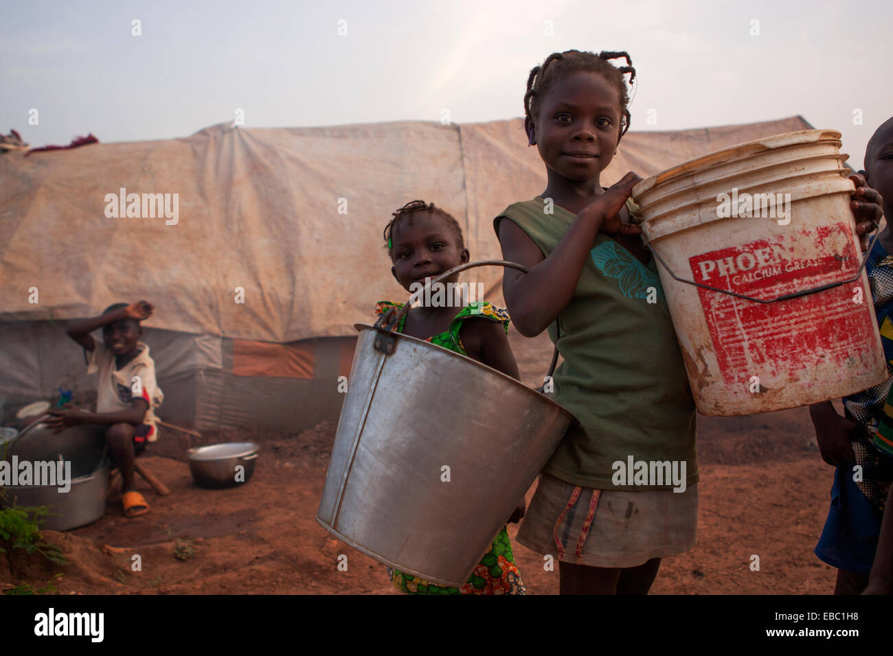 Mpoko per il campo per sfollati Bangui, Repubblica Centrale Africana Foto Stock