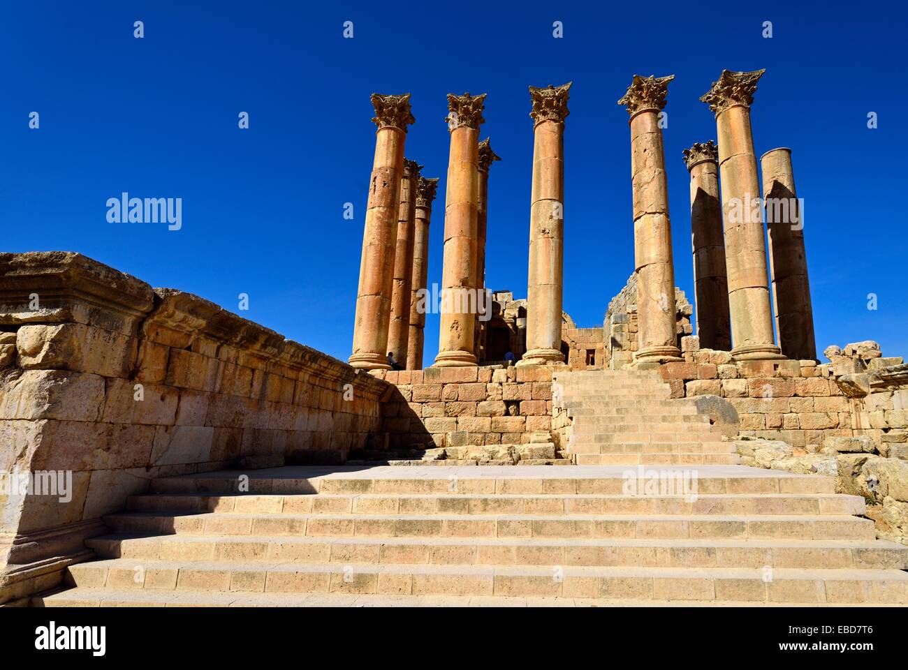 Antica storia antica antichità archeologia Artemis Asia costruire la città capitale della civiltà dell'immagine a colori colonna giorni dominano Foto Stock