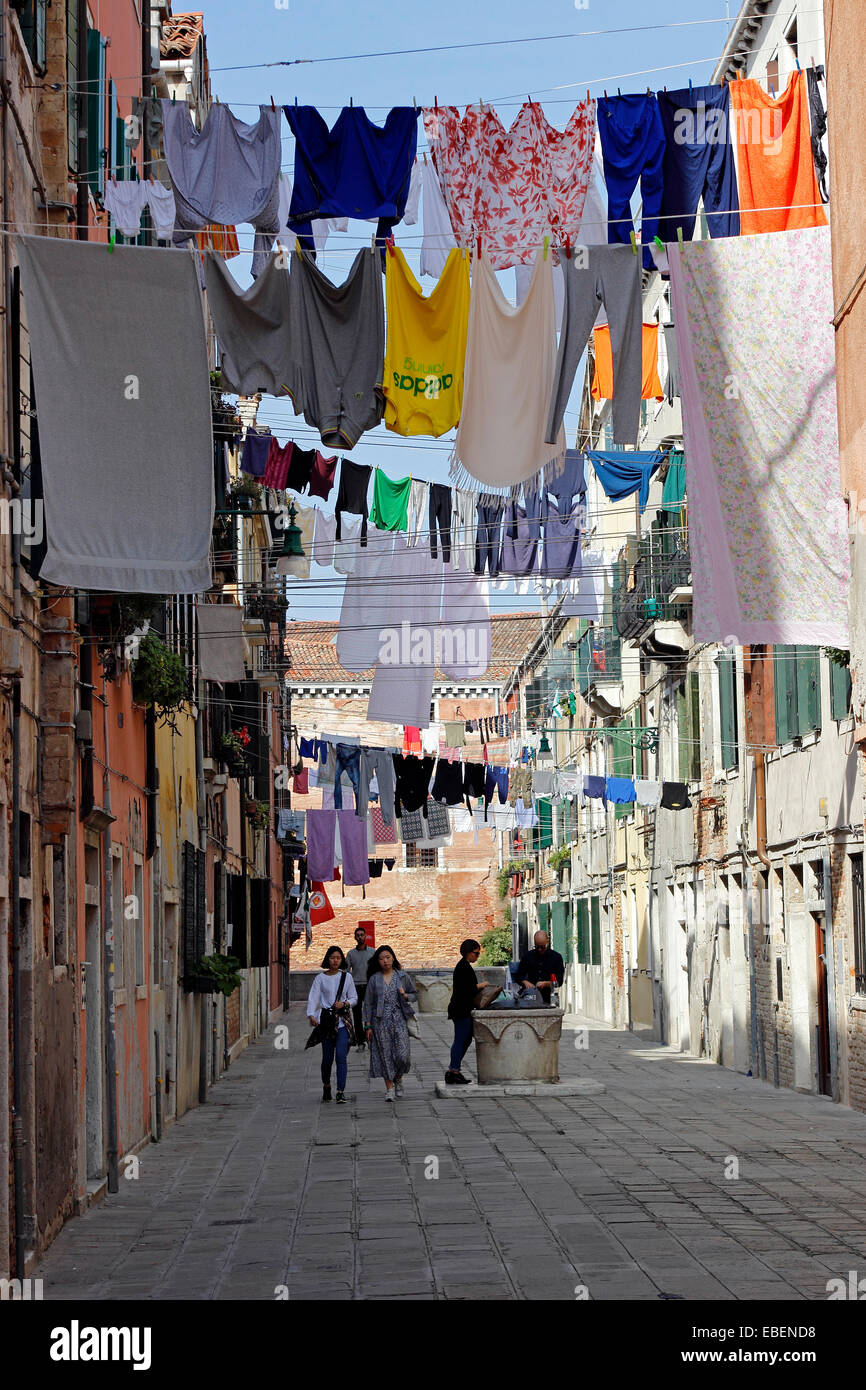 Venezia Italy Castello servizio lavanderia servizio giorno Foto Stock