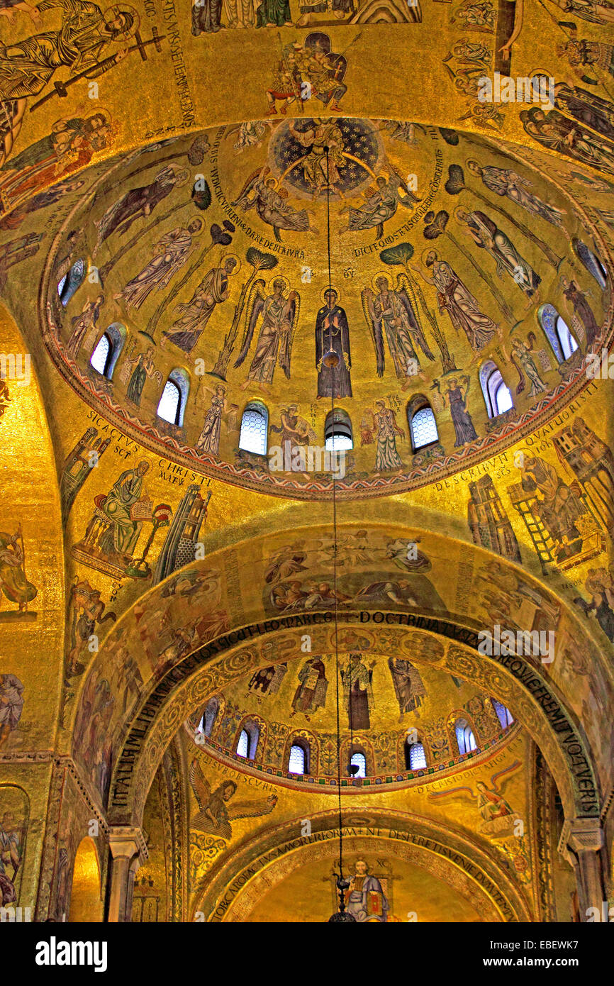 Venezia Basilica di San Marco mosaici interni Foto Stock