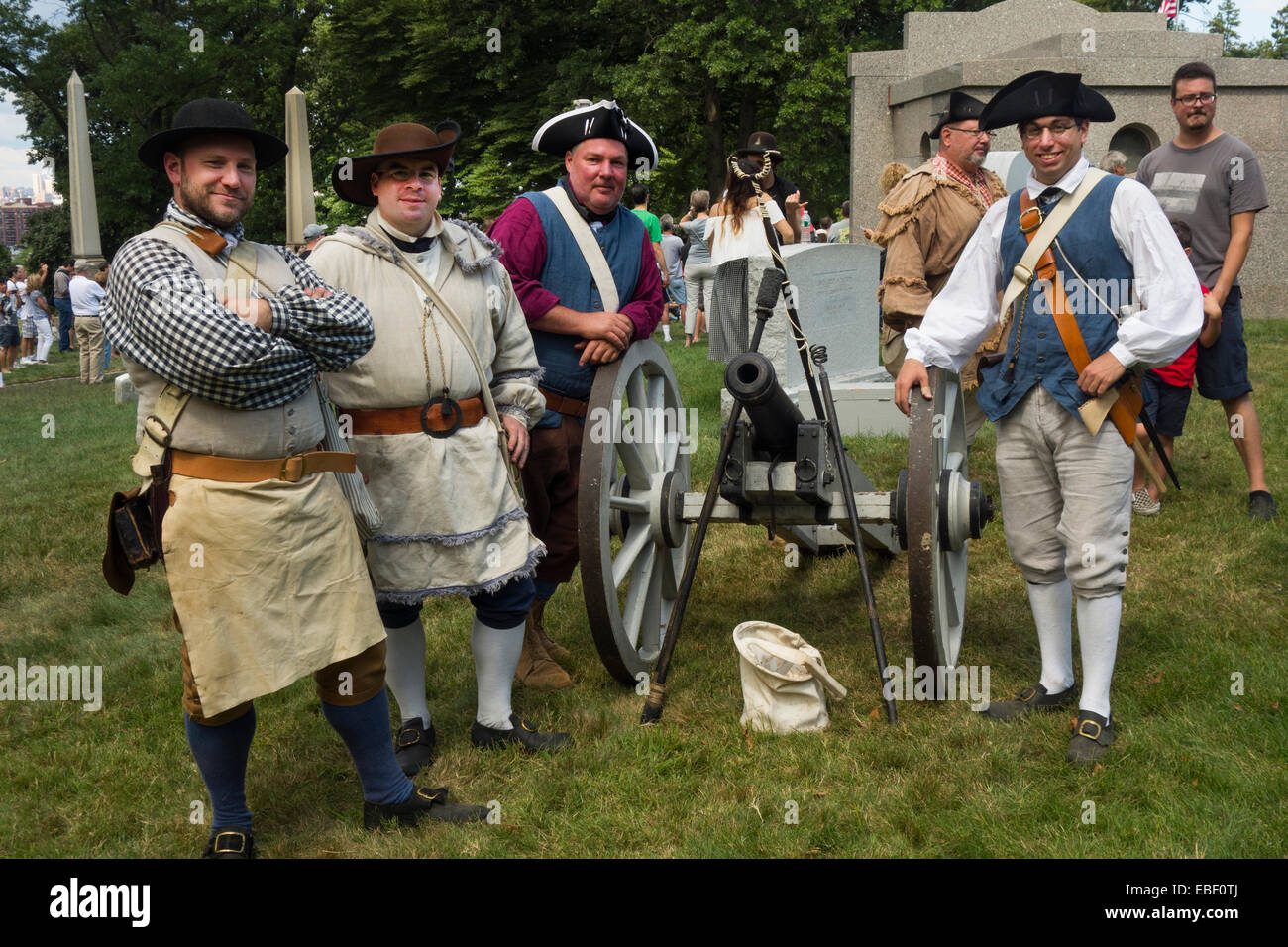Battaglia di Brooklyn rievocazione nel cimitero di Greenwood Foto Stock