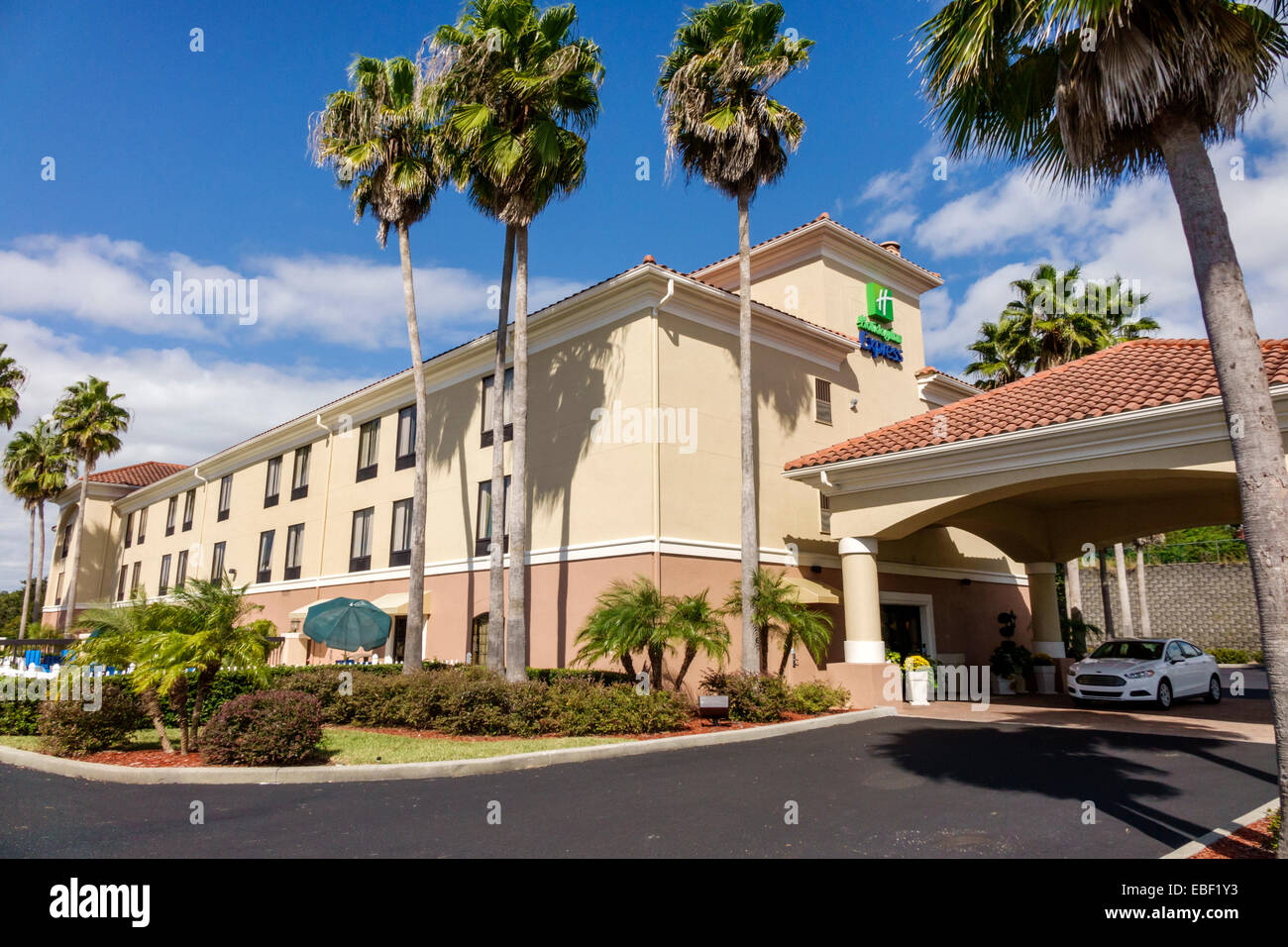 Clermont Florida,Holiday Inn Express,motel,edificio,fronte,ingresso,visitatori viaggio di viaggio turistico turismo punto di riferimento cultura culturale, Foto Stock