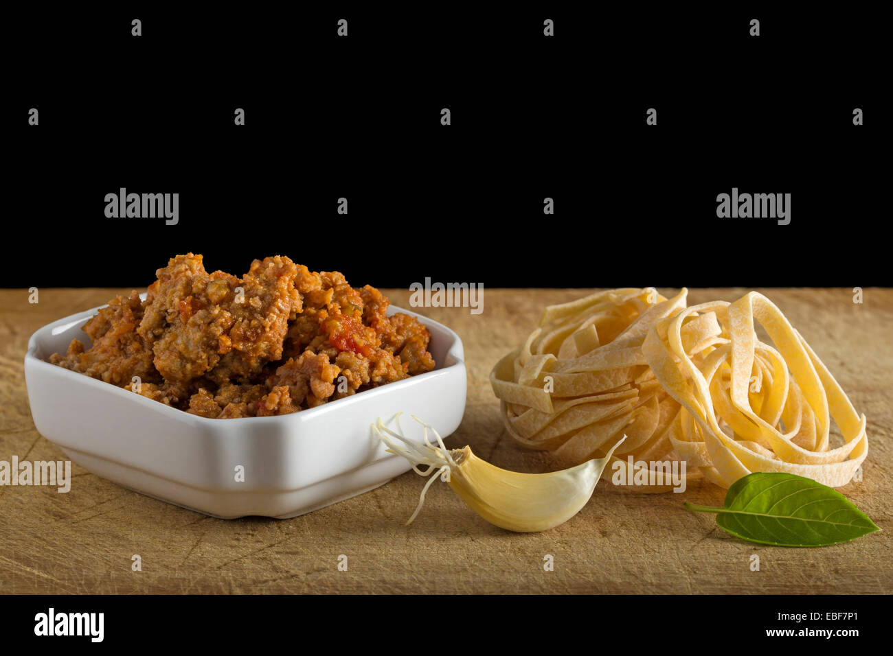 Tagliatelle con ragu ragù alla bolognese, la pasta italiana La cucina Foto Stock