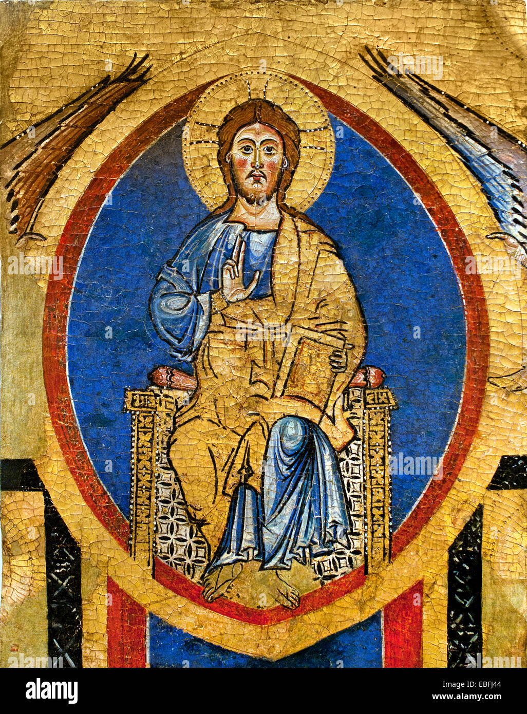 Parte di un Crocifisso italiano Italia Umbria Marche medievale Arte Romanica Tempera e foglia oro su legno del XIII secolo italiano Foto Stock