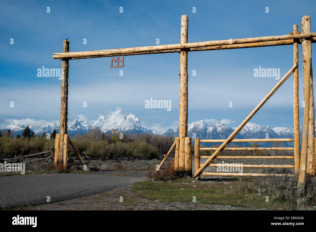 Ranch gate nel Parco Nazionale di Grand Teton durante l'autunno in Wyoming Foto Stock