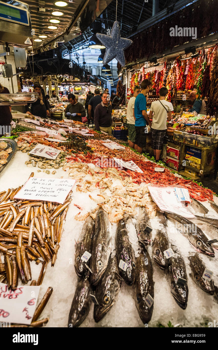 Sala Mercato Mercat de Sant Josep, La Rambla, El Raval, Barcellona, in Catalogna, Spagna Foto Stock