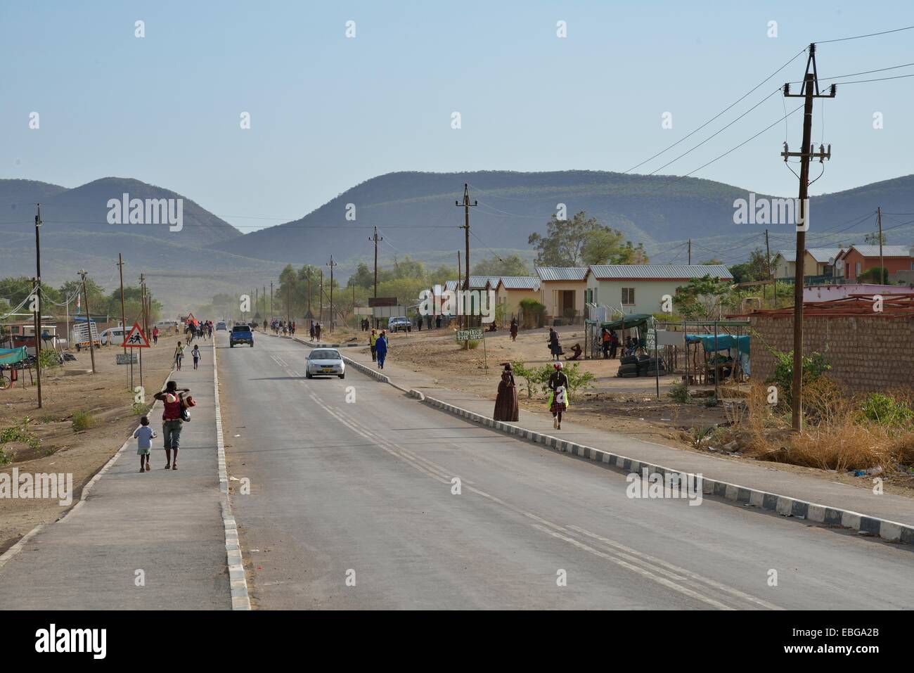 Scena di strada, Opuwo, Kaokoland, Kunene, Namibia Foto Stock