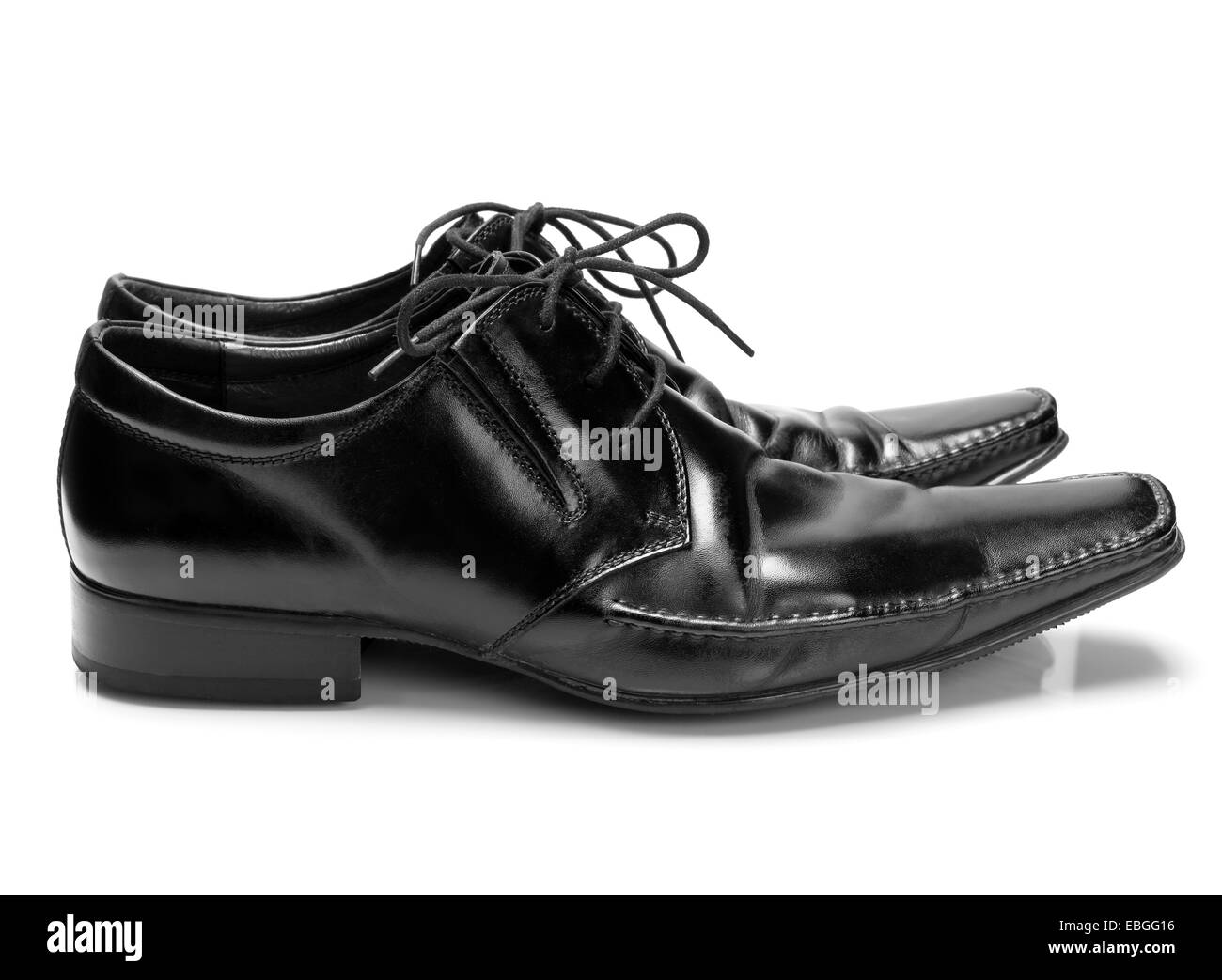 Scarpe uomo closeup su sfondo bianco Foto Stock